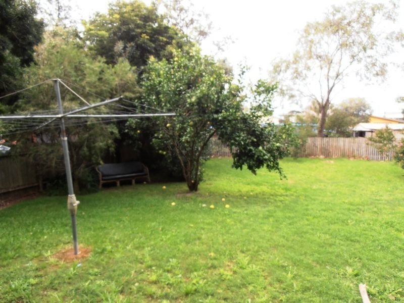 13 Forest Parade, Tomakin NSW 2537