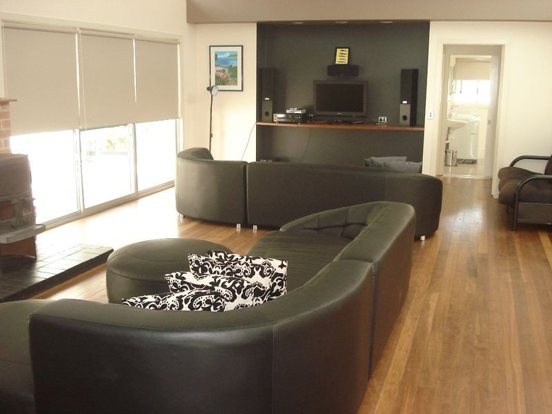 11 Roseby Drive, Rosedale NSW 2536