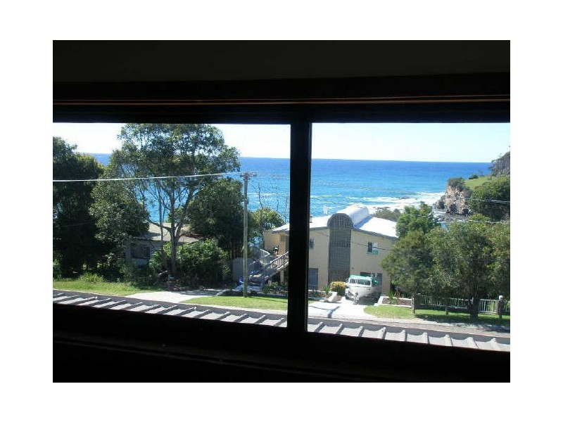 31 Iluka Avenue, Malua Bay NSW 2536