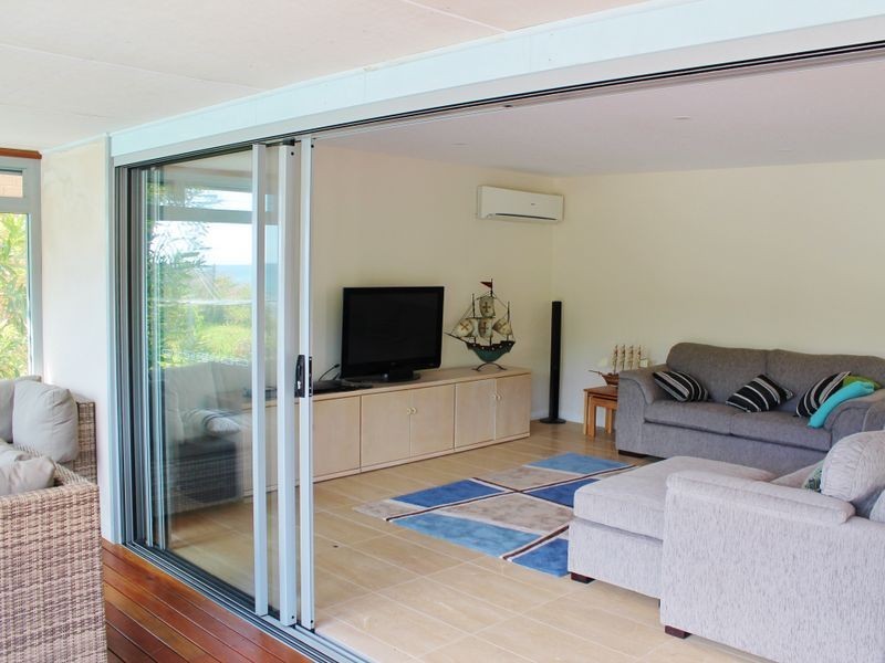 6 Iluka Avenue, Malua Bay NSW 2536