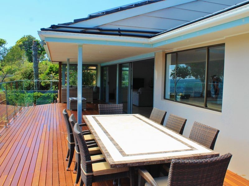 6 Iluka Avenue, Malua Bay NSW 2536