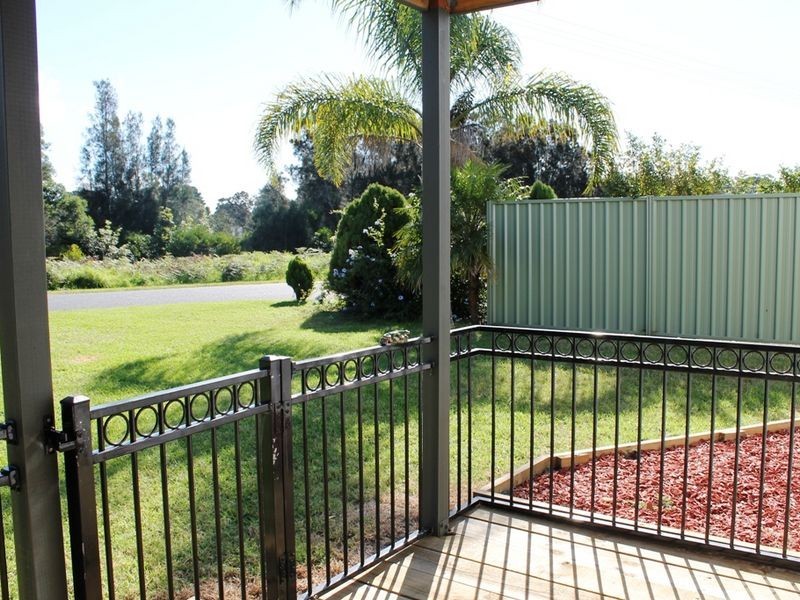 66 Sunpatch Parade, Tomakin NSW 2537