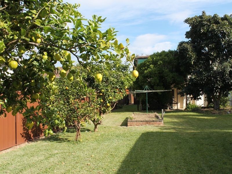 66 Sunpatch Parade, Tomakin NSW 2537