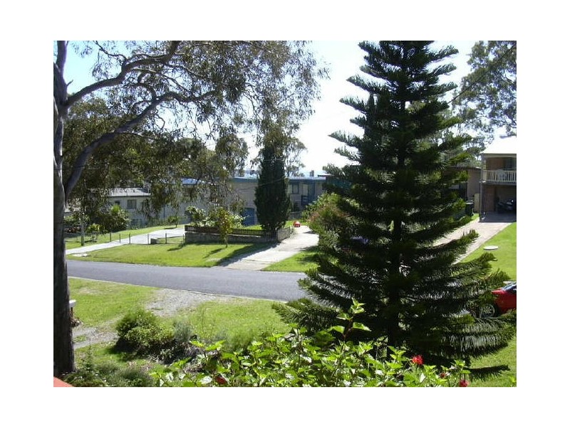 9 Euroka Avenue, Malua Bay NSW 2536