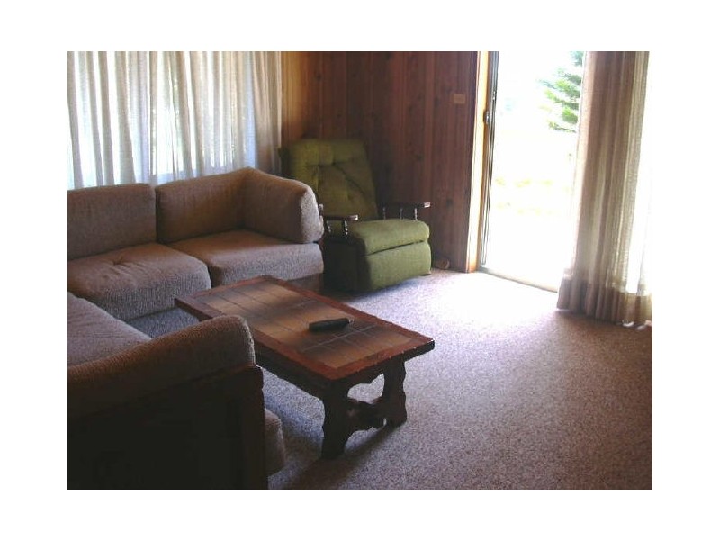 9 Euroka Avenue, Malua Bay NSW 2536