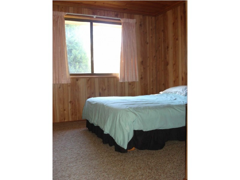 9 Euroka Avenue, Malua Bay NSW 2536