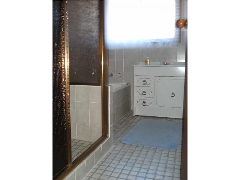 9 Euroka Avenue, Malua Bay NSW 2536