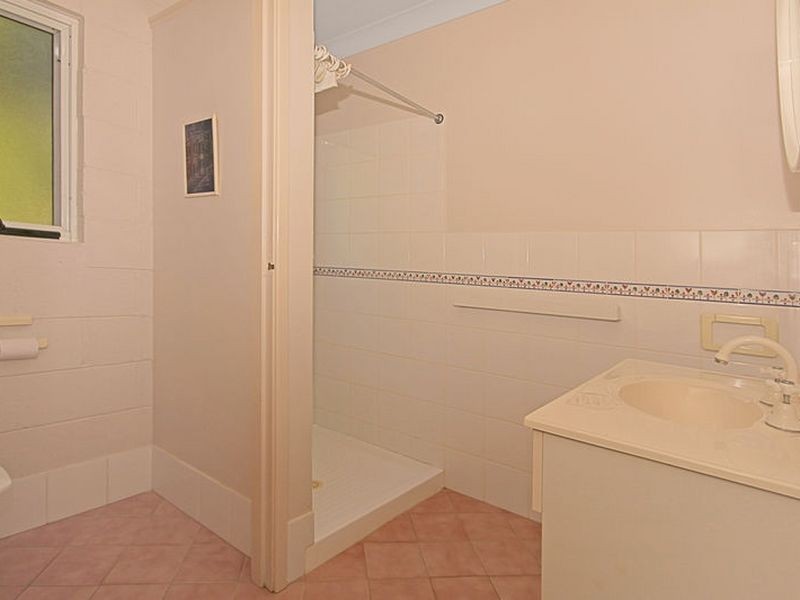 33 Karoo Crescent, Malua Bay NSW 2536