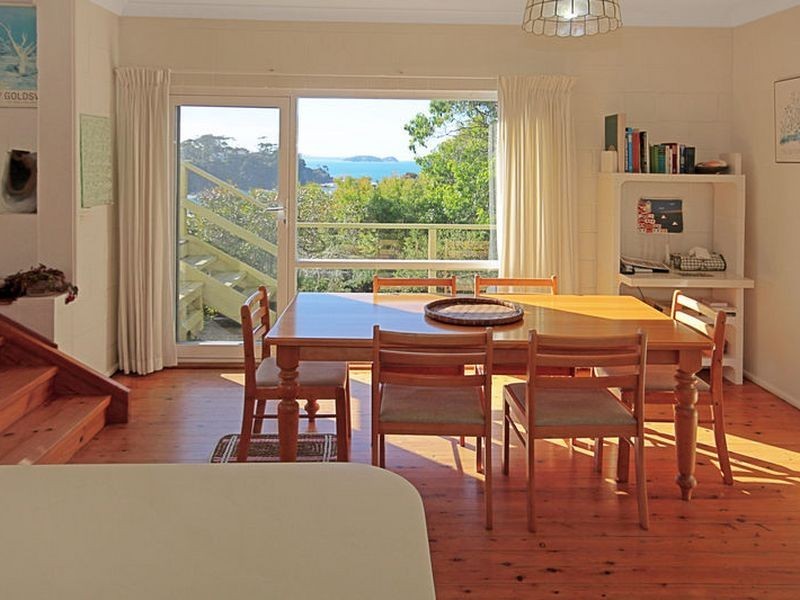 33 Karoo Crescent, Malua Bay NSW 2536