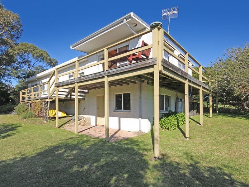 33 Karoo Crescent, Malua Bay NSW 2536