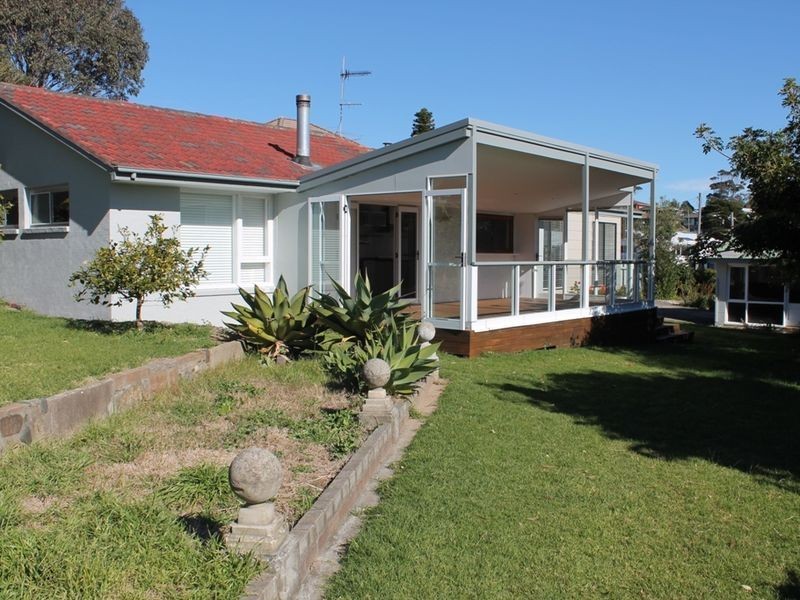 384 George Bass Drive, Malua Bay NSW 2536