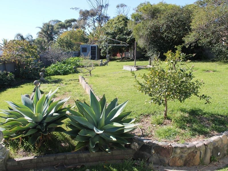 384 George Bass Drive, Malua Bay NSW 2536