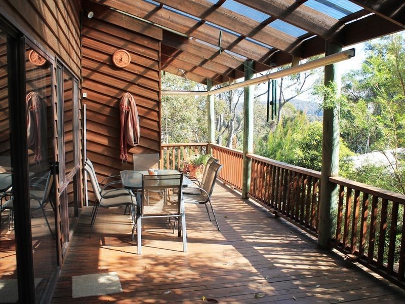 15 Tranquil Bay Place, Rosedale NSW 2536