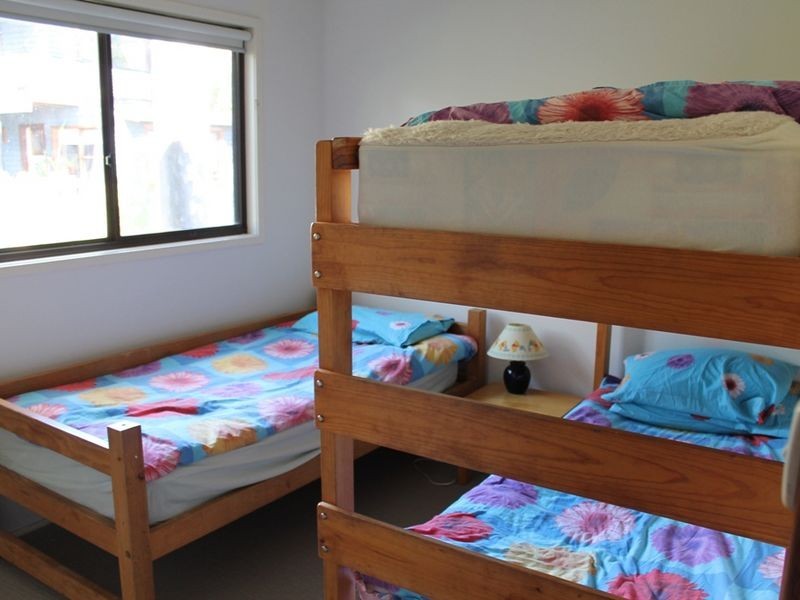 15 Tranquil Bay Place, Rosedale NSW 2536