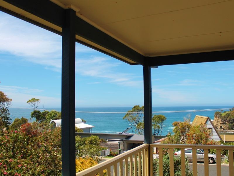 35 Iluka Avenue, Malua Bay NSW 2536