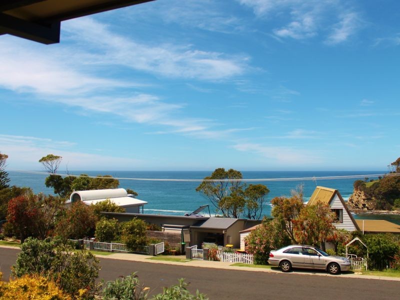 35 Iluka Avenue, Malua Bay NSW 2536
