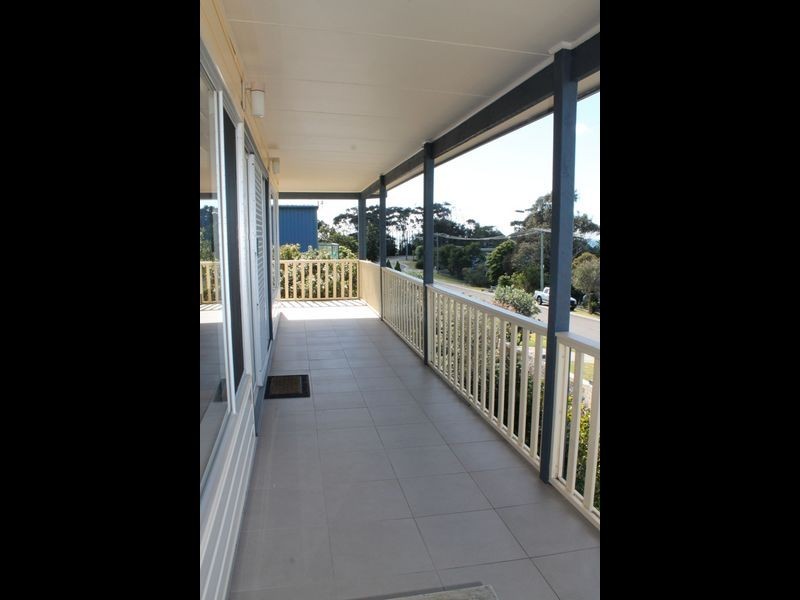 35 Iluka Avenue, Malua Bay NSW 2536