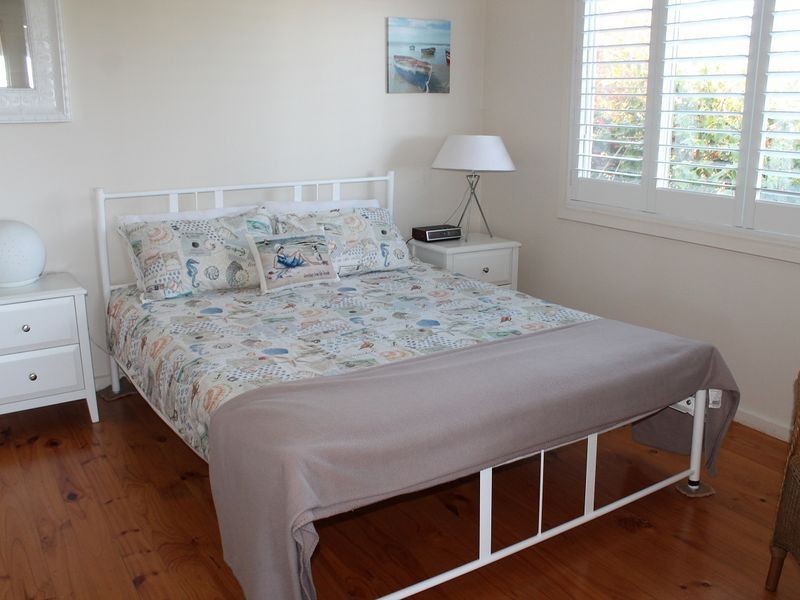 35 Iluka Avenue, Malua Bay NSW 2536