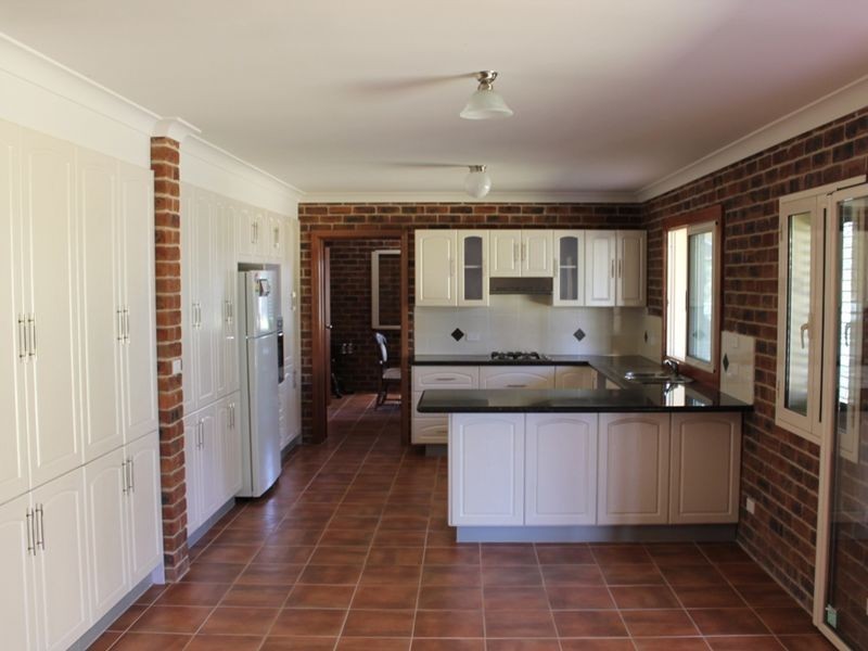 27 Tallwood Crescent, Rosedale NSW 2536