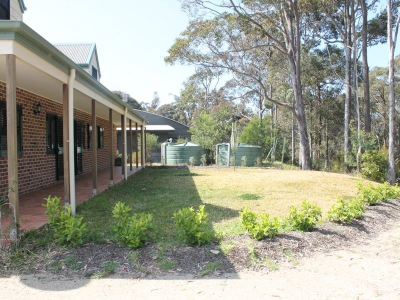 27 Tallwood Crescent, Rosedale NSW 2536