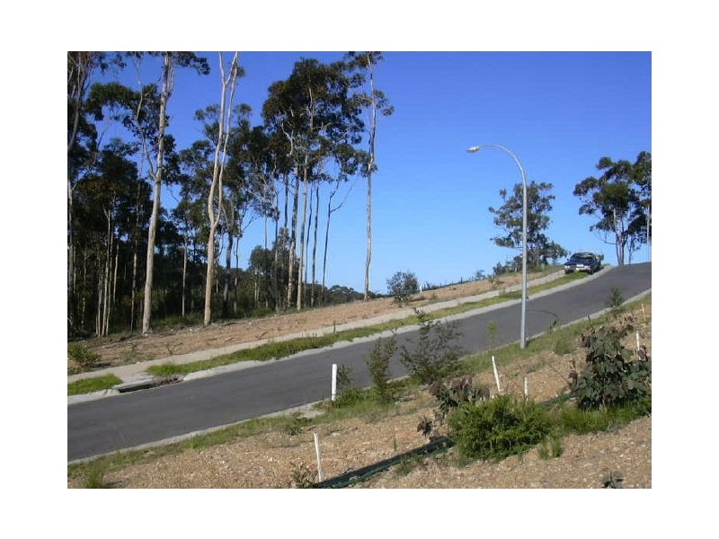 6 Vince Place, Malua Bay NSW 2536