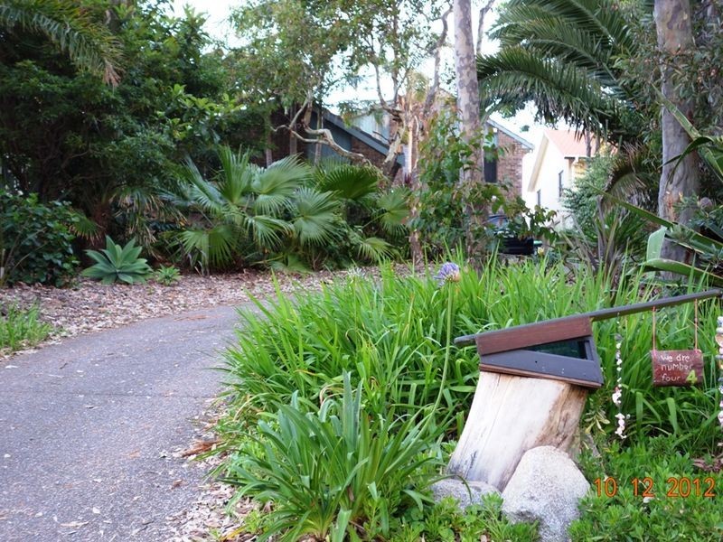 4 Karoo Crescent, Malua Bay NSW 2536