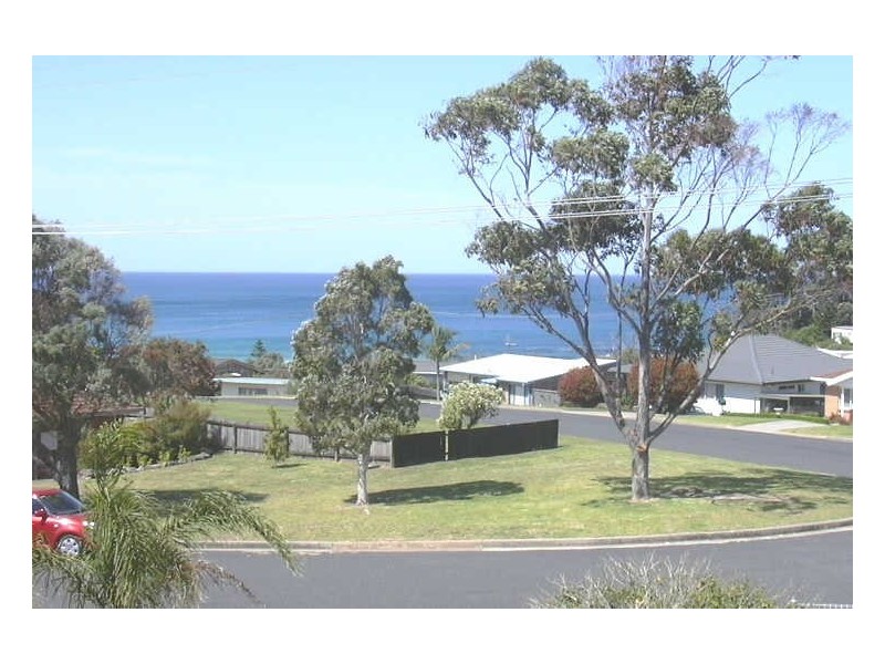 25 Malua Street, Malua Bay NSW 2536