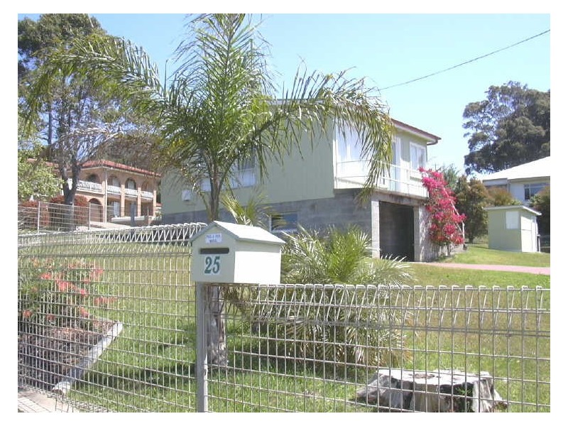 25 Malua Street, Malua Bay NSW 2536