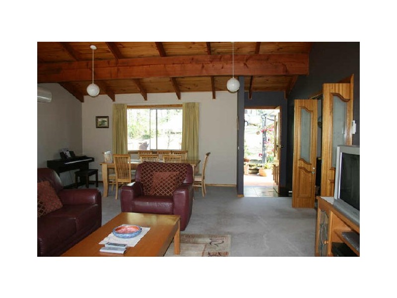 51 Ridge Avenue, Malua Bay NSW 2536
