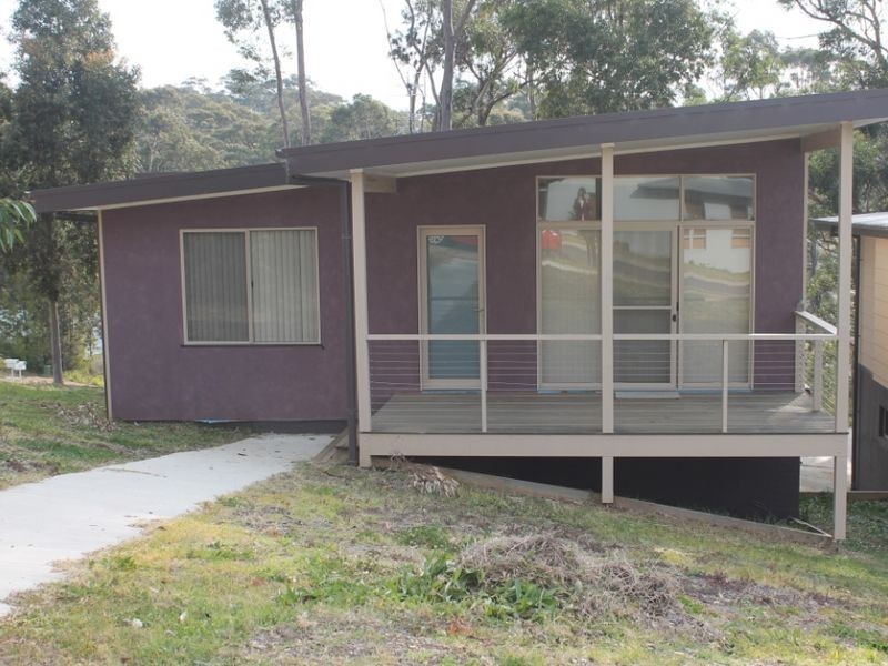 1/1 Vince Place, Malua Bay NSW 2536