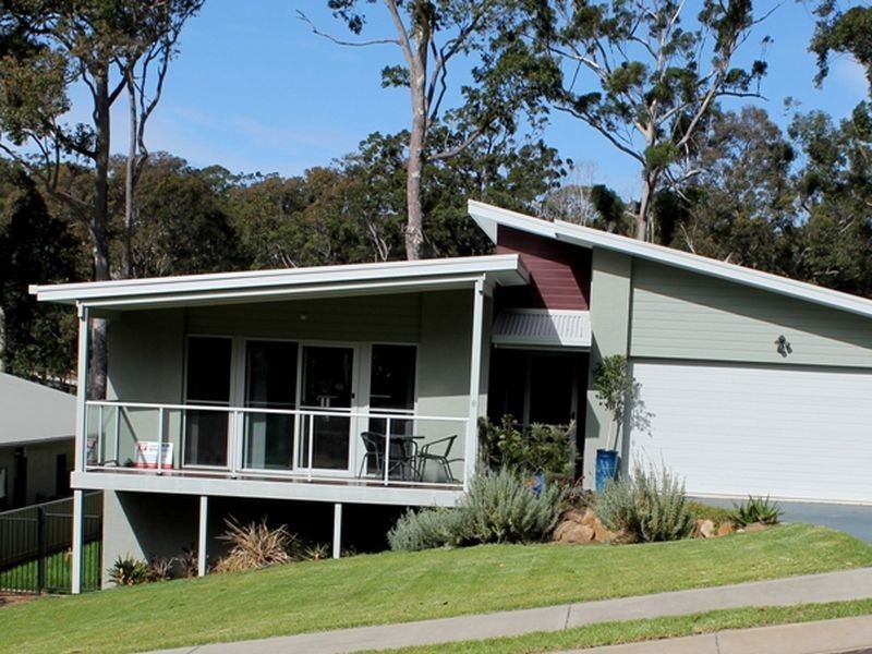 8 Bowerbird Place, Malua Bay NSW 2536