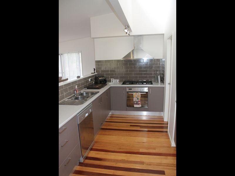 8 Bowerbird Place, Malua Bay NSW 2536