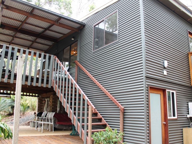 8 Dale Place, Rosedale NSW 2536