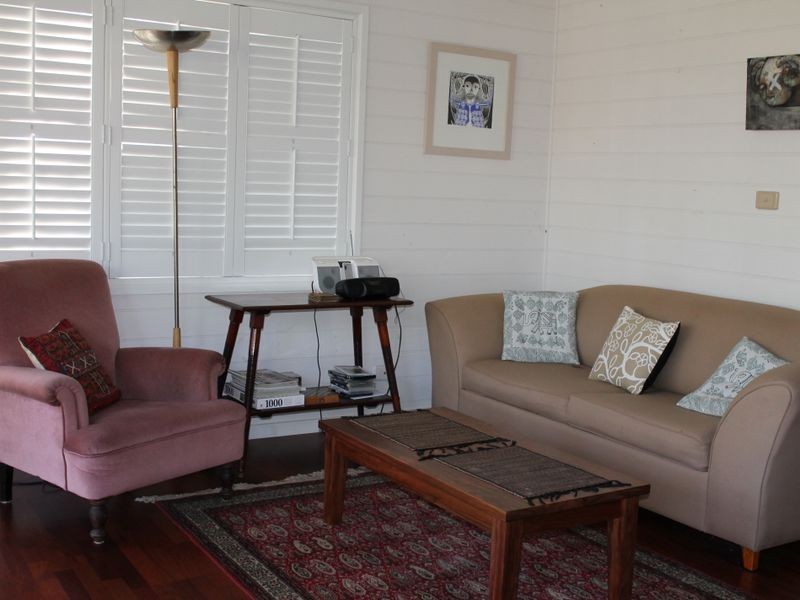 8 Dale Place, Rosedale NSW 2536