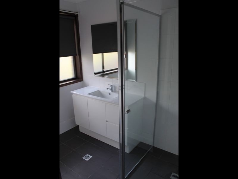 6 Burrawang Cres, Sunshine Bay NSW 2536