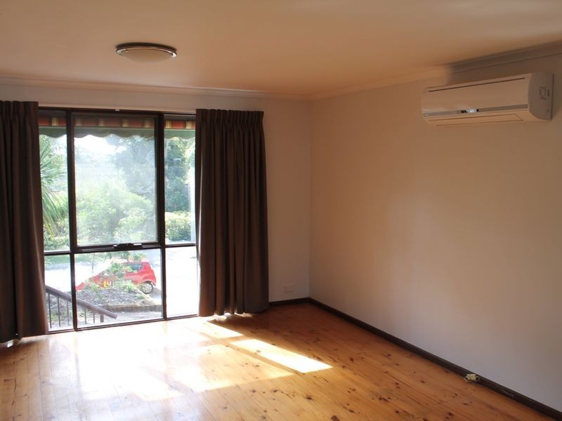 6 Burrawang Cres, Sunshine Bay NSW 2536