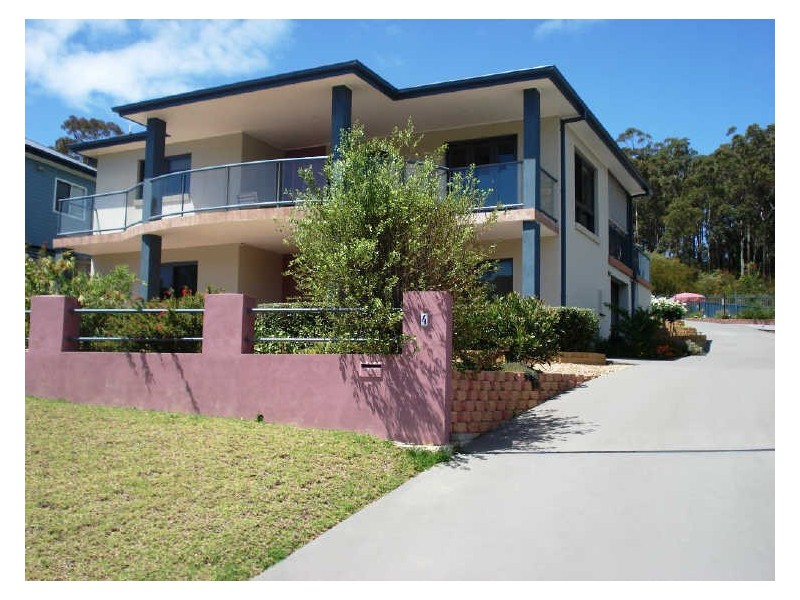4 Jarrah Way, Malua Bay NSW 2536