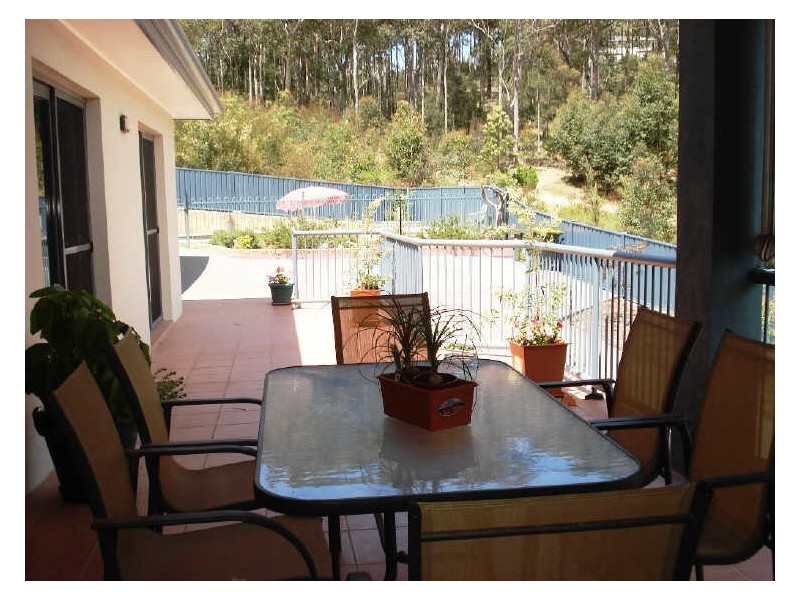 4 Jarrah Way, Malua Bay NSW 2536