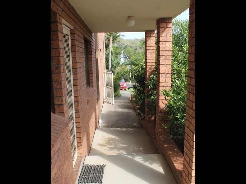 12 Waroo Crescent, Malua Bay NSW 2536