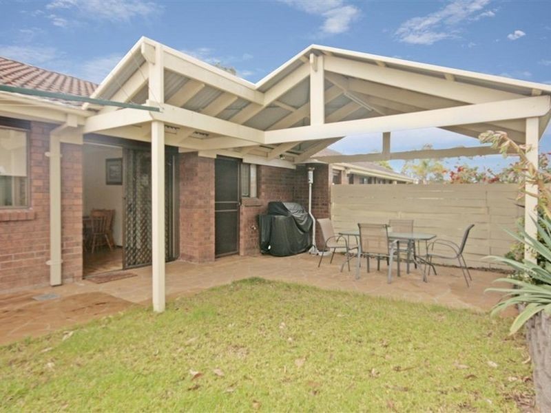 6/4 Eric Fanning Drive, Surf Beach NSW 2536