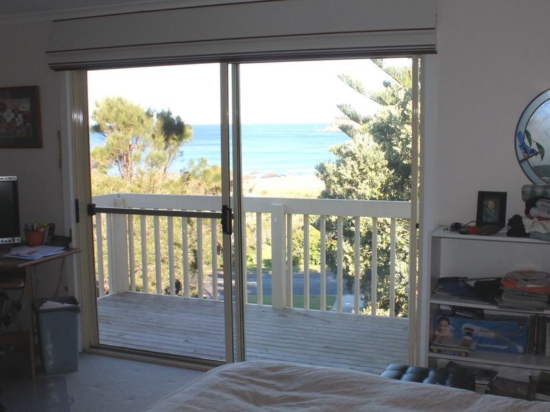 20 Tallawang Avenue, Malua Bay NSW 2536