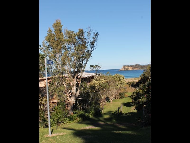 20 Tallawang Avenue, Malua Bay NSW 2536