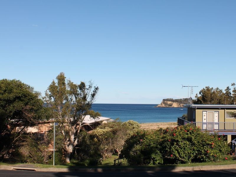 20 Tallawang Avenue, Malua Bay NSW 2536