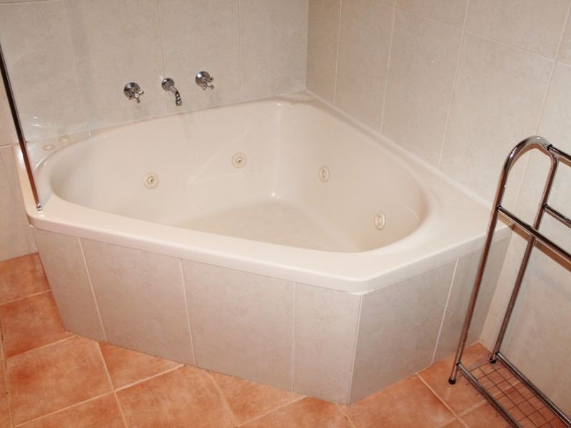 15 Garagarang Street, Malua Bay NSW 2536