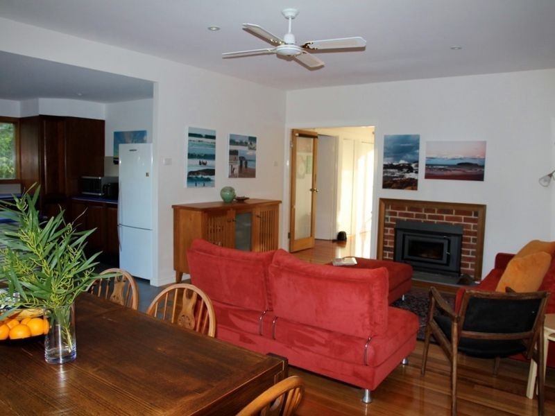 8 Paul Street, Rosedale NSW 2536