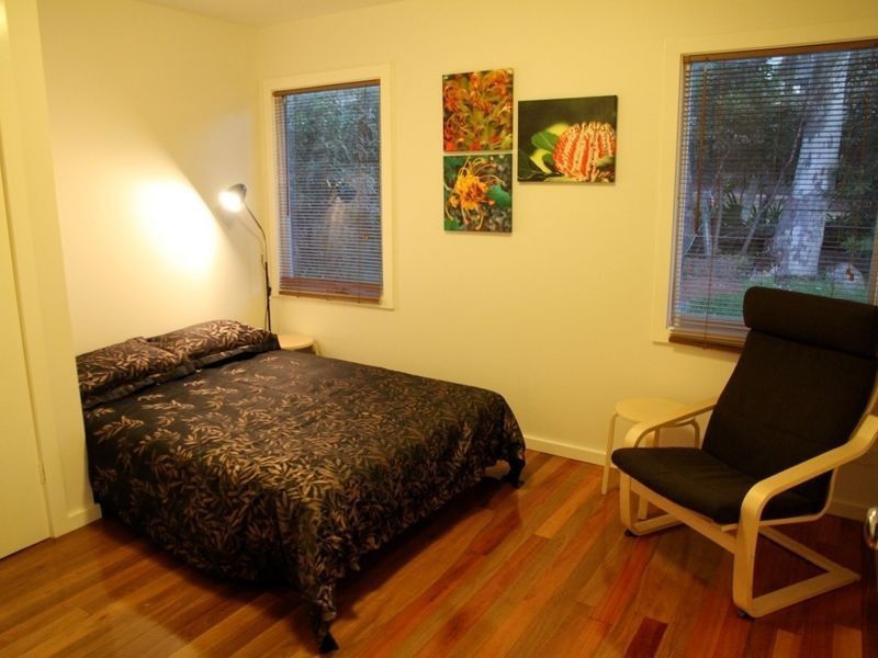 8 Paul Street, Rosedale NSW 2536