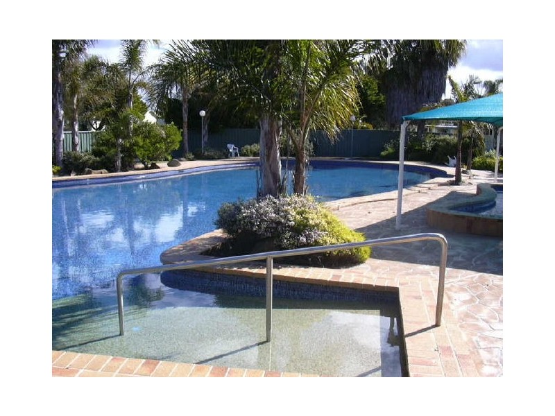 Van 60 Barlings Beach Caravan Park, Tomakin NSW 2537