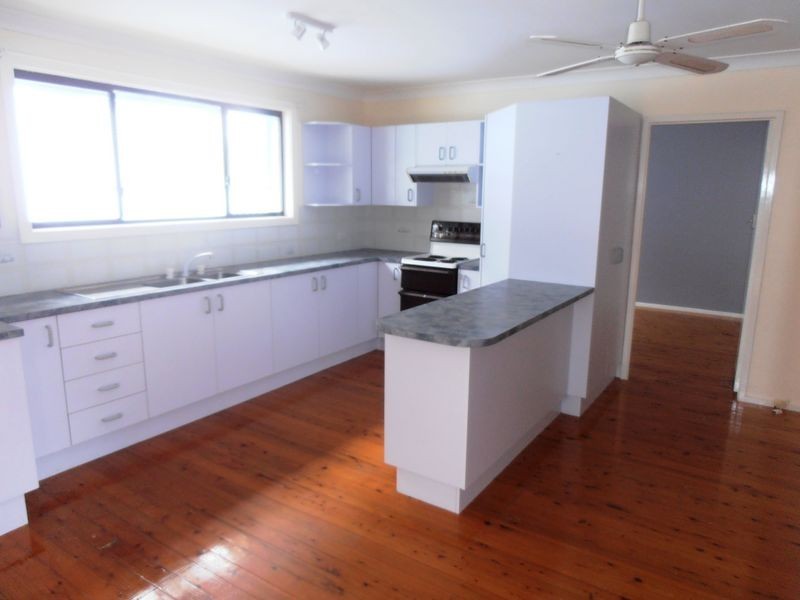 17 Kobada Avenue, Lilli Pilli NSW 2536