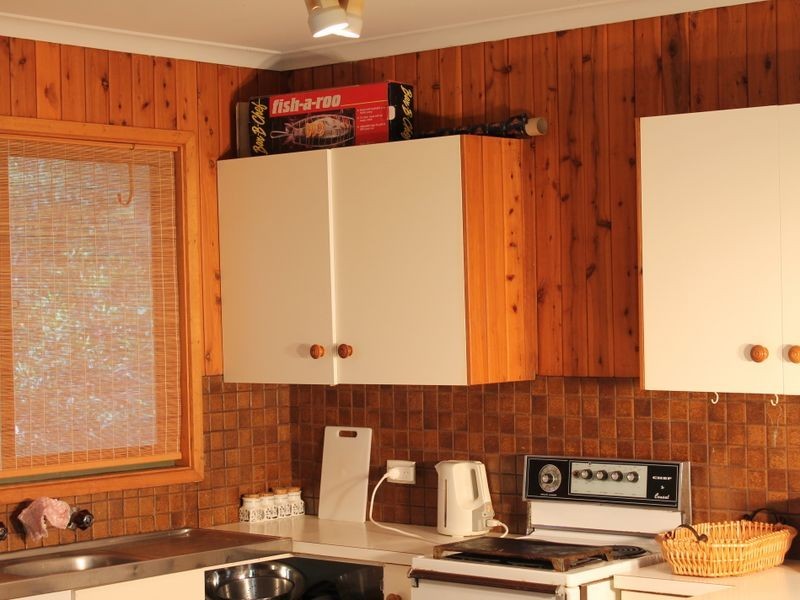 7 Cooks Cres, Rosedale NSW 2536