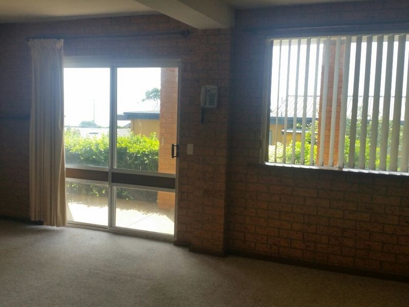 16 Moorong Cres, Malua Bay NSW 2536